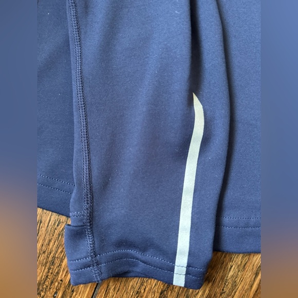 New Balance x J. Crew Running Top - Picture 9 of 11